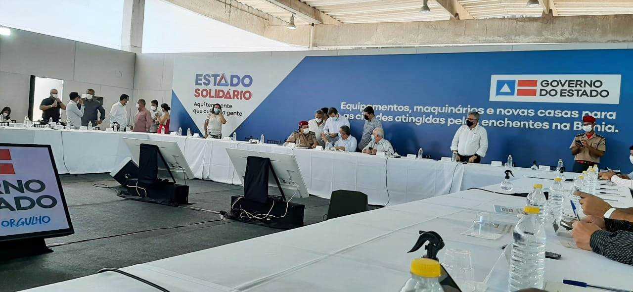 Prefeito Paulo do Gás vai a Salvador receber maquinários do Governo do Estado
